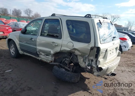 2005 Ford Escape Limited z USA, uszkodzony, nr VIN 1FMCU94155KD40552